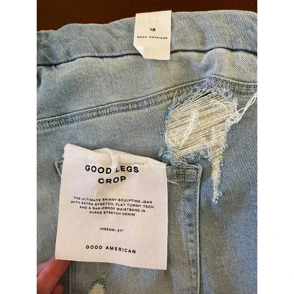 Good American NWT Good Legs Good Crop  Skinny Jean Size 18 Light Wash Revolve - Picture 7 of 12